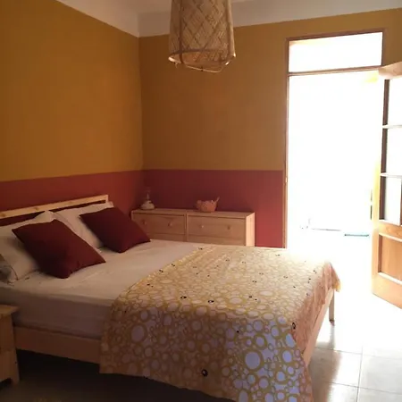 La Casita De * 拉拉古纳