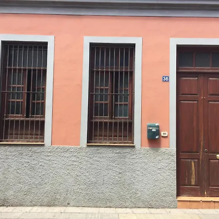 La Casita De * 拉拉古纳